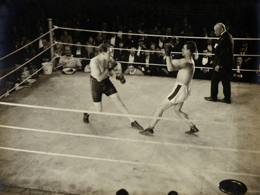 ring-1927-boxers-fighting-in-ring-1000x750